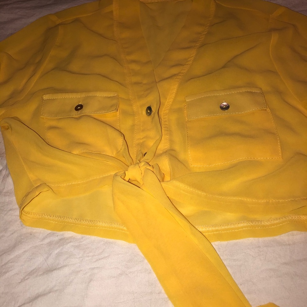 Crop top - Picture 3 of 3